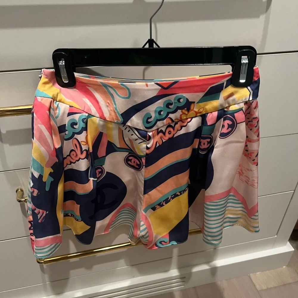 CHANEL Colorful Women's Shorts xs rare - Picture 2 of 9